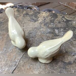 Vintage Collectible White Ceramic Feeding Birds